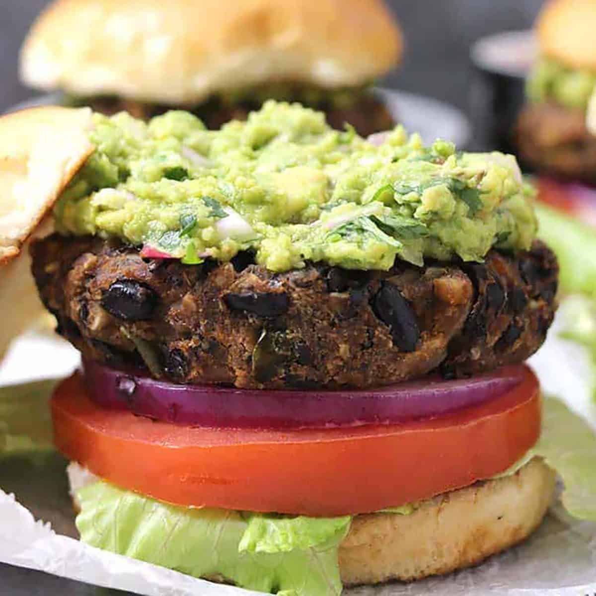 Best Black Bean Burger Recipe | Meatless Veggie Burger with Black Beans.