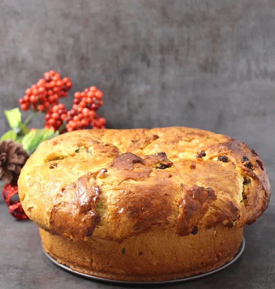 Panettone Cake Bread recipe, Italian dessert bread, Christmas and Thanksgiving easy, fun, themed and unique desserts recipes 2020, traditional and best panettone recipes, Italian breakfast menu