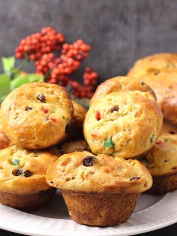 Panettone Cake - Italian Sweet Bread Dessert, Christmas and thanksgiving dessert recipes