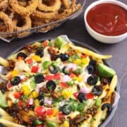 Loaded Cheese Fries, Vegetarian loaded fries, meatless recipes, French Fries, Potatoes, Mushrooms, Honey Sriracha Mushrooms, Honey chili mushrooms, vegetarian snacks, finger food , appetizers, super bowl, game day, football food, dinner recipes, party food, American cheese sauce for fries, mexican loaded fries, Texas cheese fries