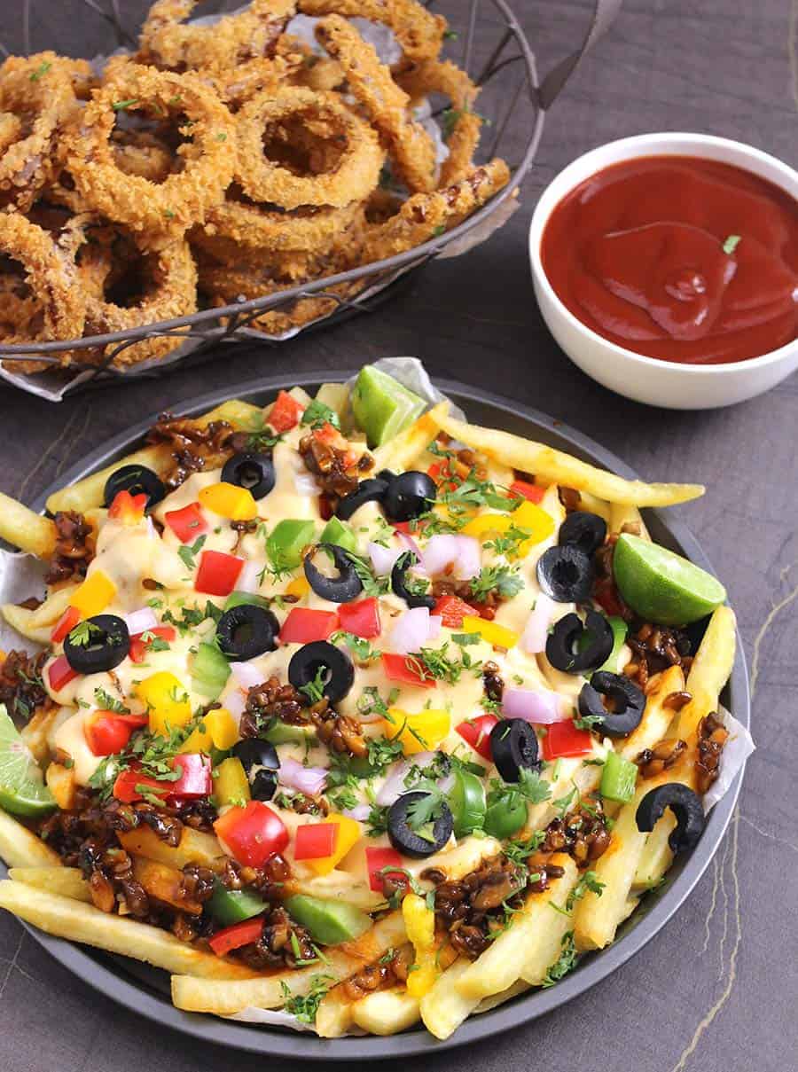 Loaded Cheese Fries, Vegetarian loaded fries, meatless recipes,  French Fries, Potatoes, Mushrooms, Honey Sriracha Mushrooms, Honey chili mushrooms, vegetarian snacks, finger food , appetizers, super bowl, game day, football food, dinner recipes, party food, American cheese sauce for fries, mexican loaded fries, Texas cheese fries