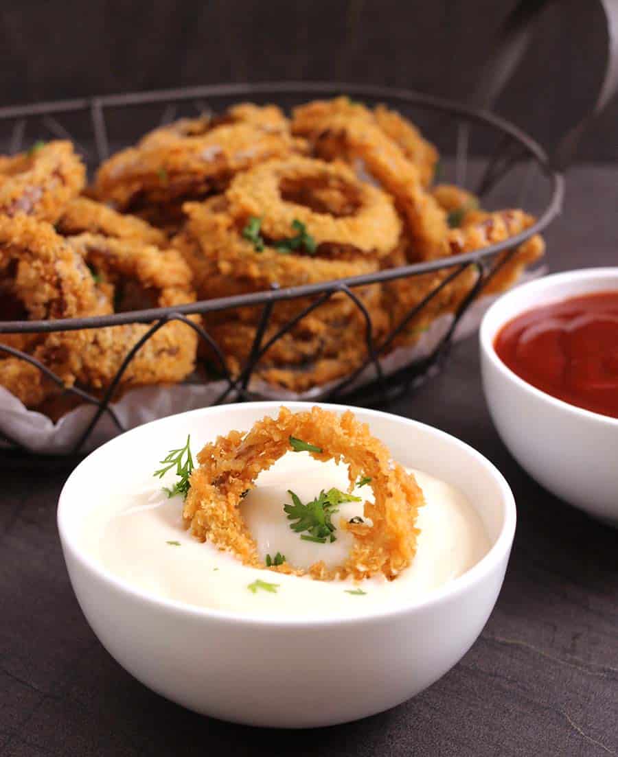How to make batter for onion rings from scratch? Club soda or sparkling water or ice cold water or beer or ginger ale for rings 