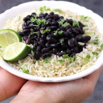 How to make cilantro lime rice like chipotle, chipotle cauliflower lime rice, mexican rice ingredients, instant pot chipotle rice, lemon coriander rice, easy rice recipes for lunch and dinner, vegetarian, vegan, gluten free and keto diet, brown rice, white rice