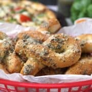 Garlic Parmesan Bread Twists, How to make garlic knots using best, easy and quick, fresh homemade pizza dough, #dominos #papajohns #pizzahut #garlicknots #breadsticks #breadtwists #appetizers #dinnersides #pizzaparty #fingerfood