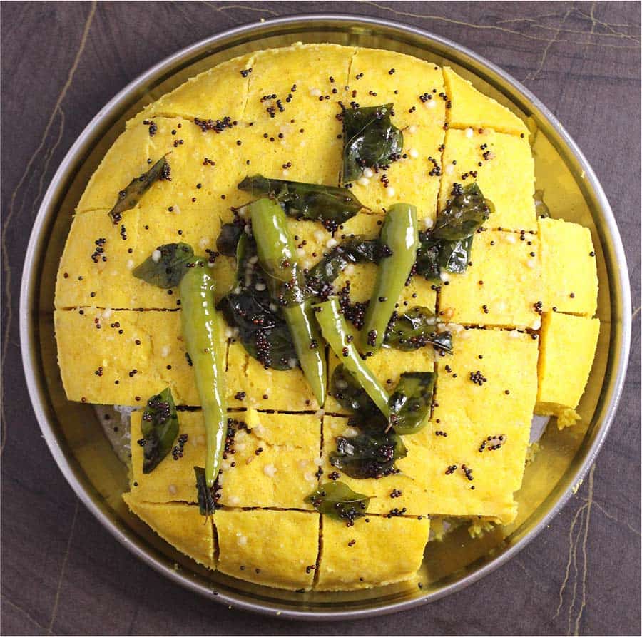 Gujarati Khaman Dhokla (Instant Dhokla or Besan Dhokla) for breakfast, snack, main coarse or side dish for lunch or dinner fasting, upwas, vrat recipes #dhokla #khamandhokla #gujaratisnacks
