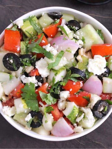 Easy Greek Salad (Horiatiki) | Mediterranean Salad | Fresh Summer Salad.