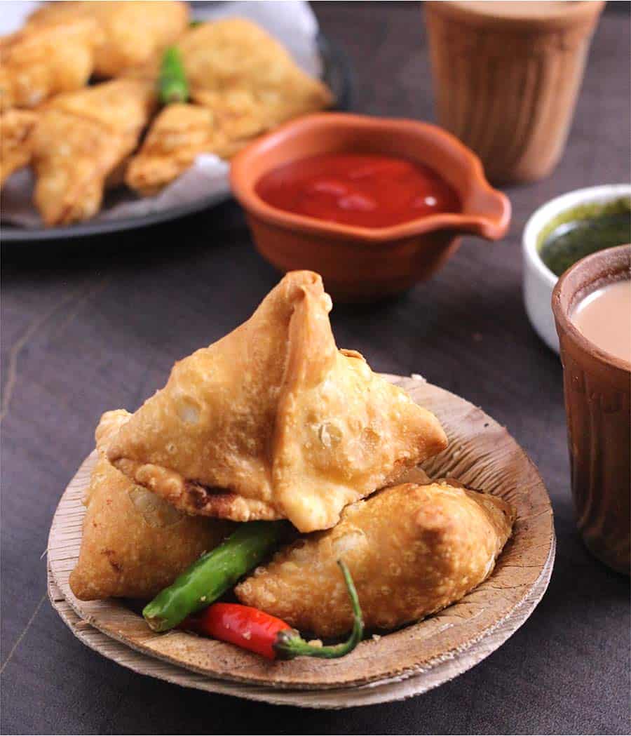 Samosa recipe - snack, appetizer finger food for party, festivals Diwali #Indianrecipes #Indianfood 