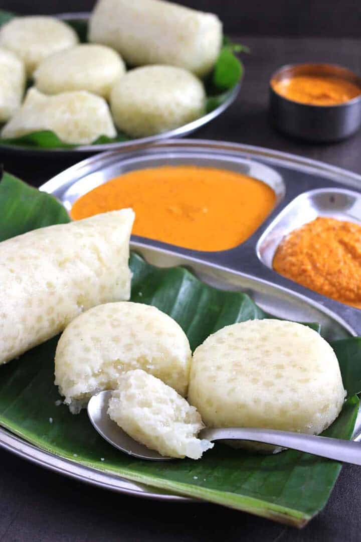 Sabudana Idli with Red Chutney - Cook with Kushi