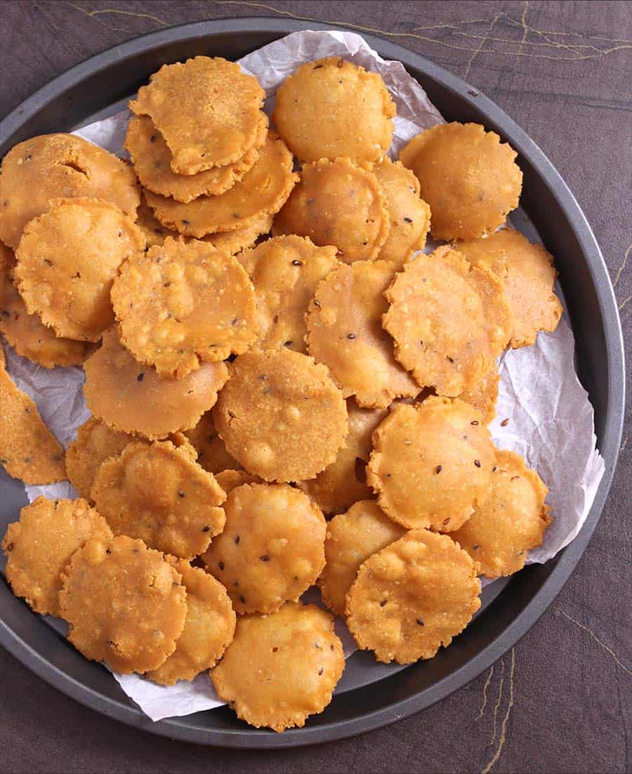 How to make Nippattu (Kannada, tamil, telugu), Navratri recipes, Naivedyam for goddess Lakshmi #snacks