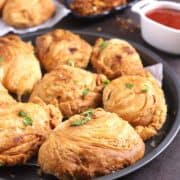 Flaky mushroom potato Pie, curry puff, homemade crispy samosa pastry, karipap vegetarian #snack
