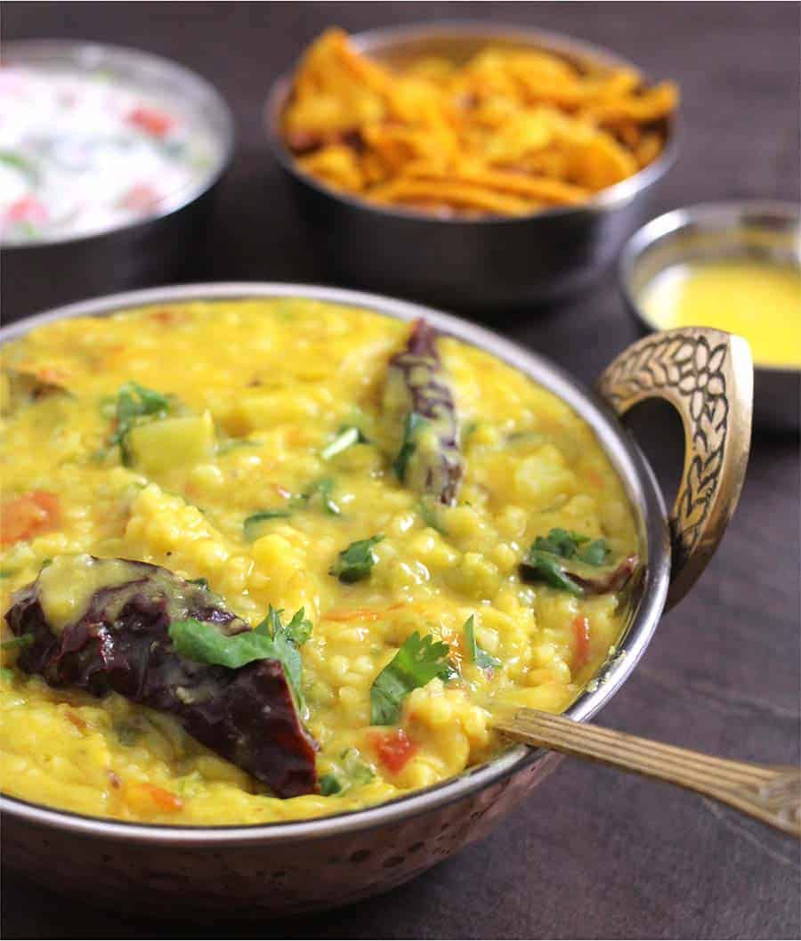 Dalia Moong Dal Khichdi, One-Pot Lentil Broken Wheat Porridge, Khichri, khichuri Pressure cooker