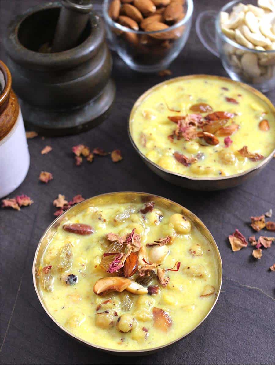 How to Makhana Kheer, popular Indian sweets and desserts, foxnut, lotus seed, payasam, payesh #kheer