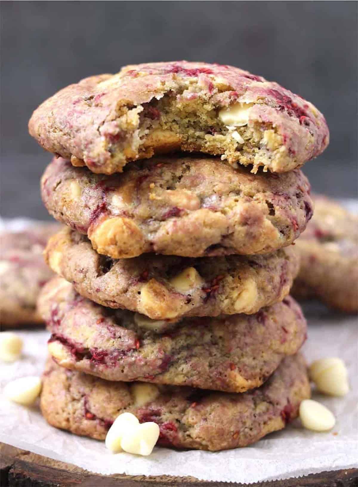 Best chocolate chip cookies with raspberries. Subway cookies.