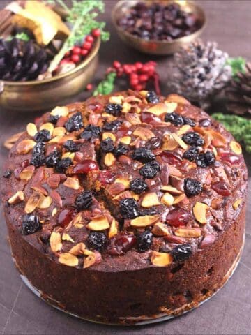 eggless Christmas fruit cake, vegan cake, best homemade plum cake, christmas gift cake idea