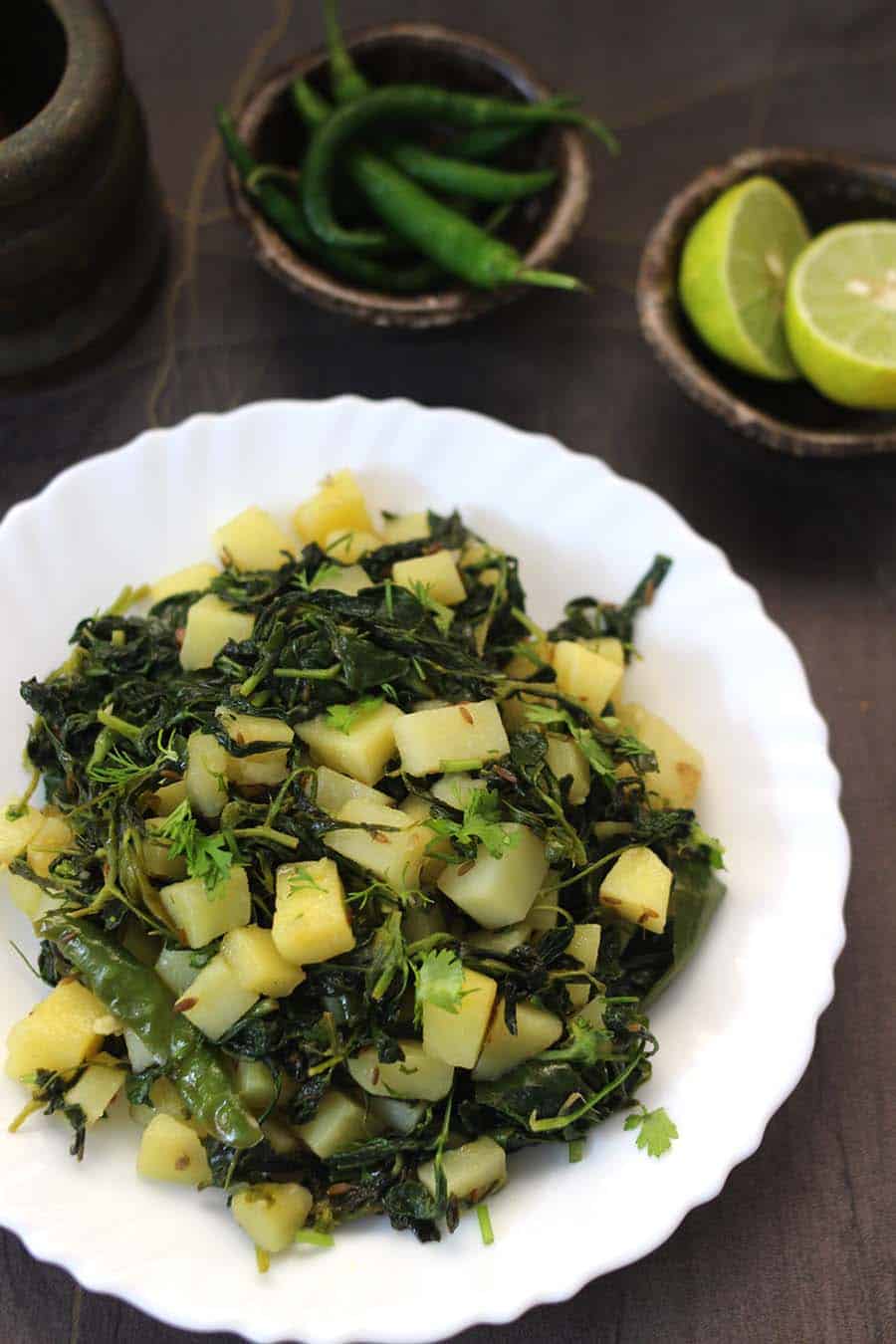 how to make fresh methi leaves & aloo, how to cut and cook fenugreek leaves #indianrecipes 