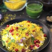 instant dahi bhalla or dahi bread #Indiansnacks #chaats #eveningsnacks #dahichaat #diwali #holi