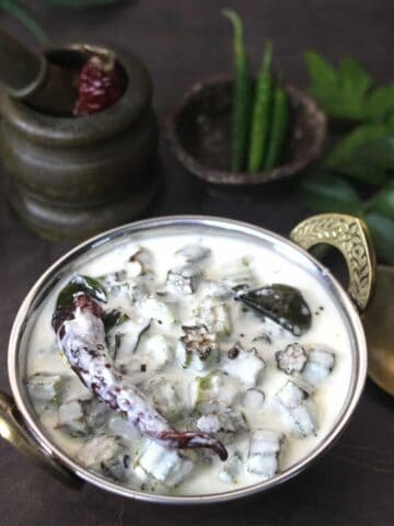 dahi bhindi, okra with yogurt, bendekayi benda gojju #ladiesfinger #ladyfinger #okra #bhindirecipe