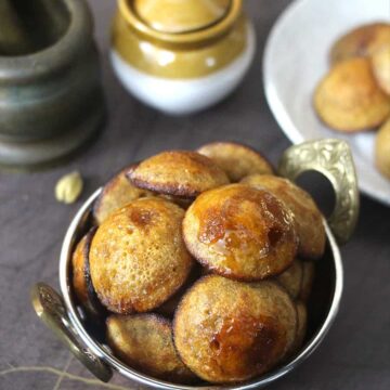 emple style appe, appa, paniyaram, gova appo, ganesh chaturthi sweet recipes #prasadam #naivedyam