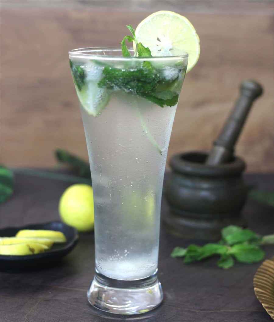 virgin mojito, classic mint mojito, mint lemonade, non alcoholic mocktail drink #summerdrink 