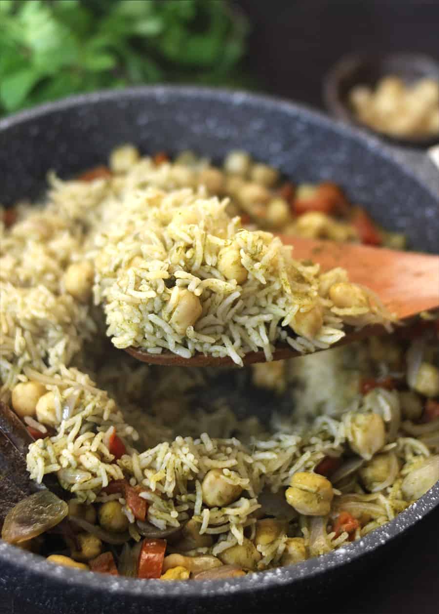 chana pulao, one pot chickpea rice pilaf, chana biryani, chole pulav, vegetarian lunch box recipe