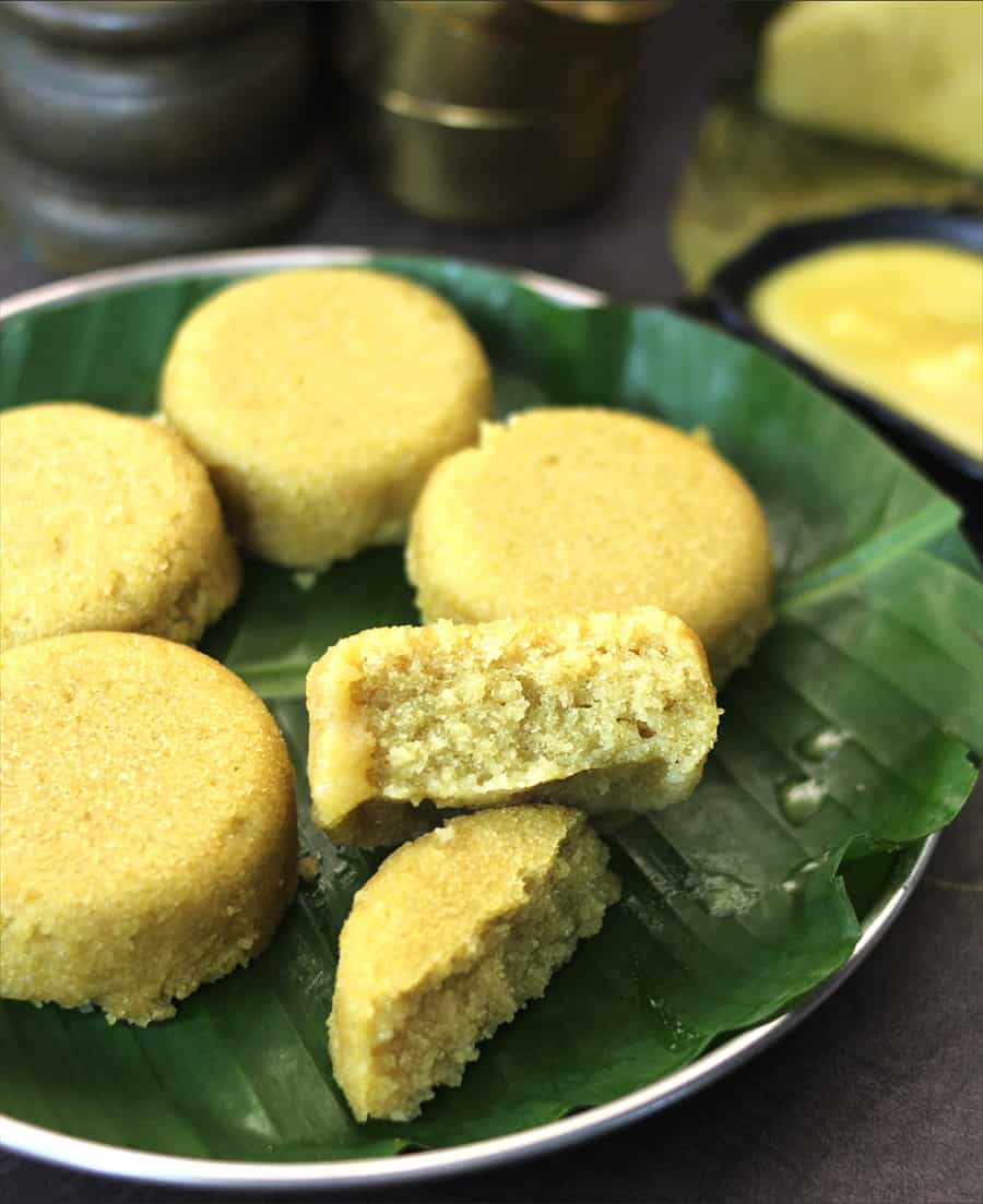 mangalore pelata gatti, udupi jackfruit idli, ponsa muddo, konkani recipes, #idli #sweetidli 