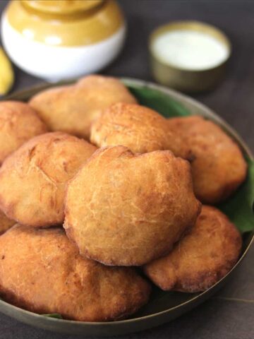 mangalore buns recipes, traditional banana buns soft & fluffy mangalorean style #buns #mangalore