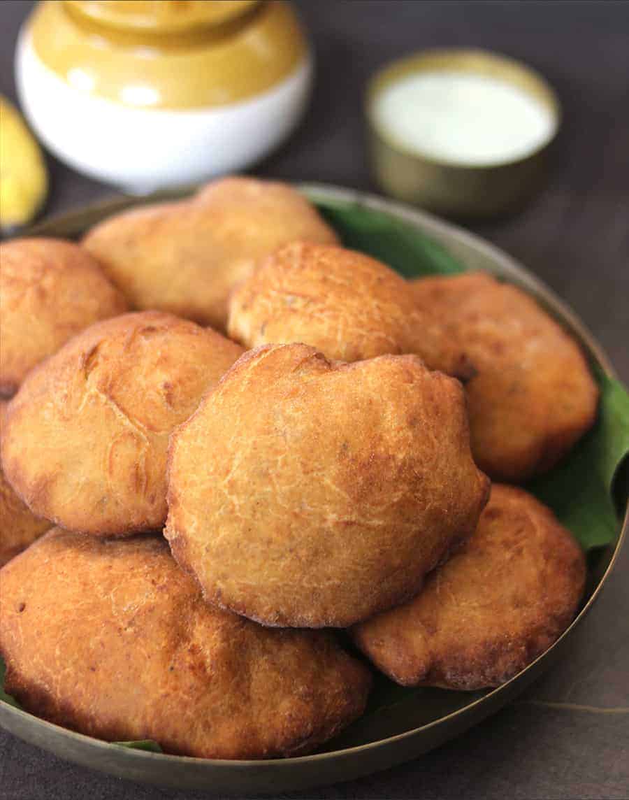 mangalore buns recipes, traditional banana buns soft & fluffy mangalorean style #buns #mangalore 