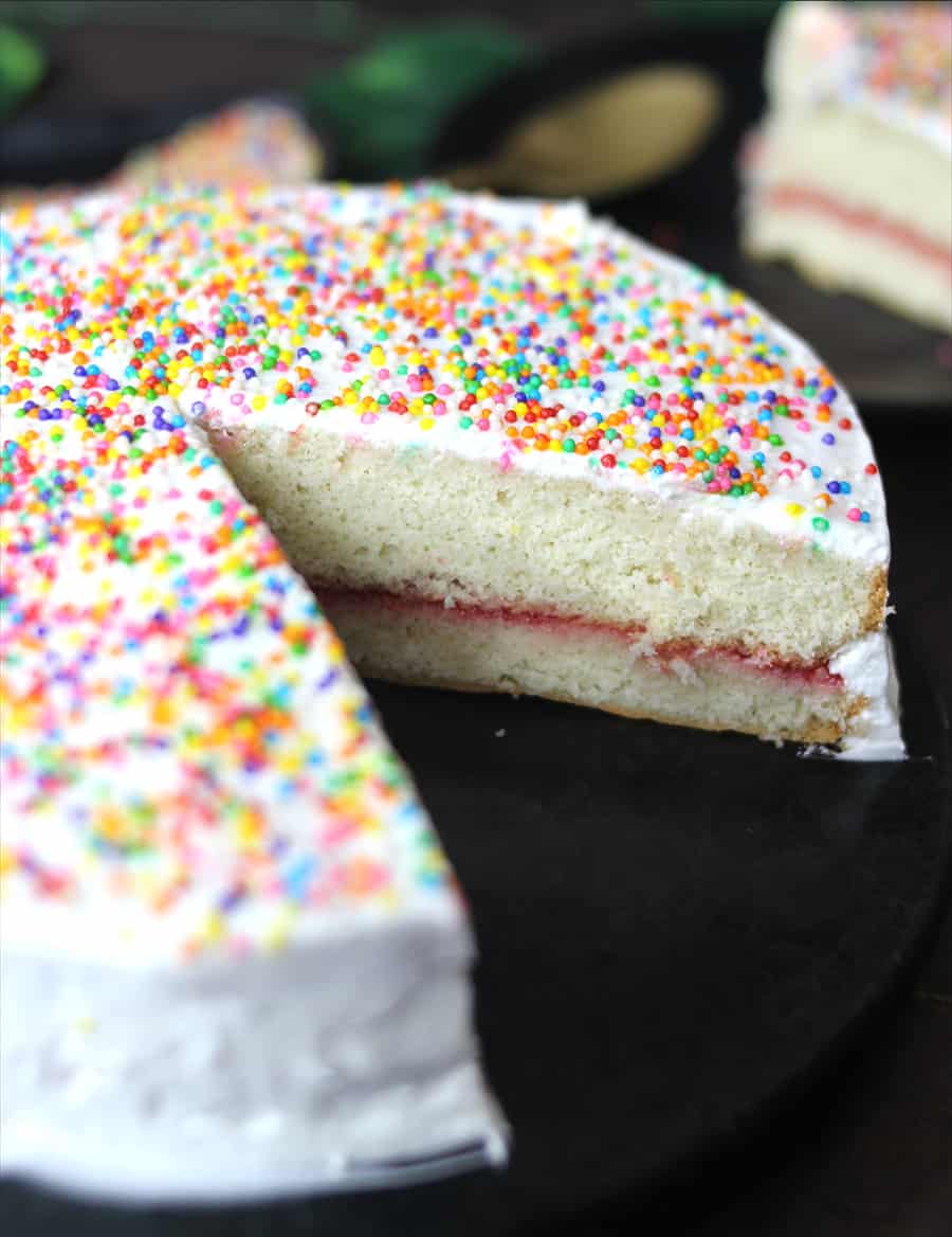 how to make cake soft & moist, basic cake recipe for beginners, #spongecake #vanillacake #birthdaycake