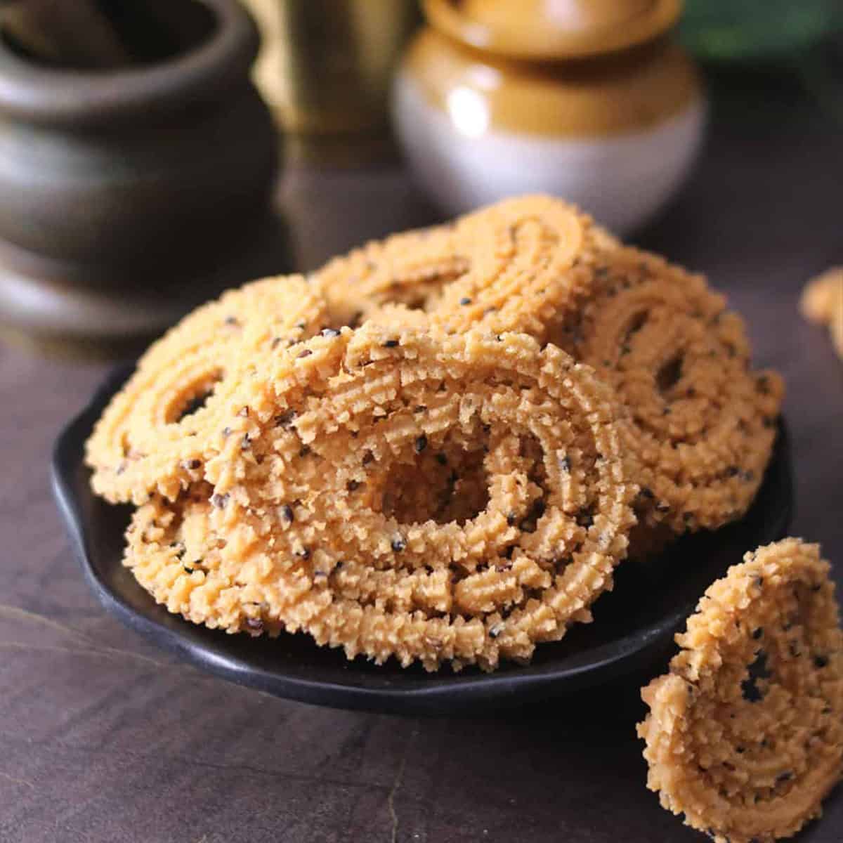 Murukku Recipe | Crispy Homemade Chakli | Easy Indian Snack Recipe for Diwali, tea -time.
