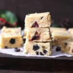 Best 3-ingredient no-bake white chocolate fudge | Christmas Chocolate Cranberry Fudge Recipe.
