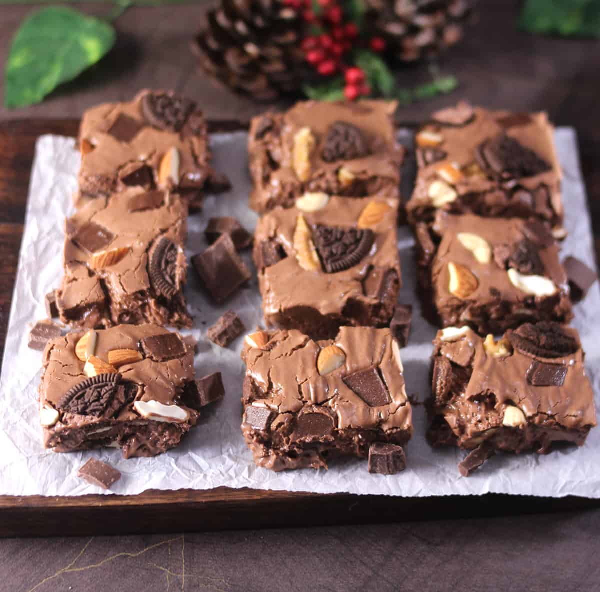 best chocolate fantasy fudge with marshmallow fluff and condensed milk #christmasfudge