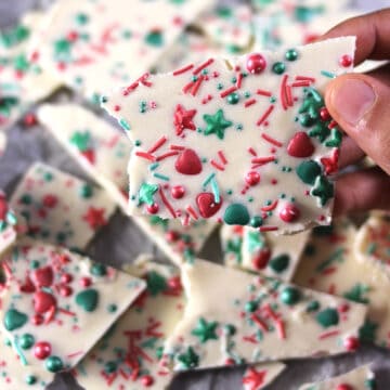 best easy Christmas bark, chocolate candy barks, quick Christmas and holiday treats #desserts