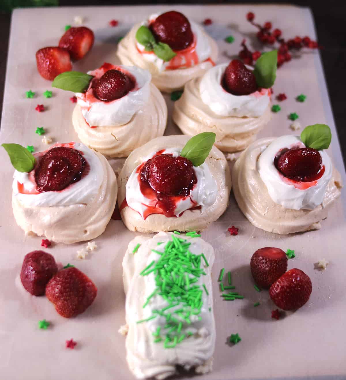 Pavlova Christmas tree, holiday themed meringue based dessert recipe 