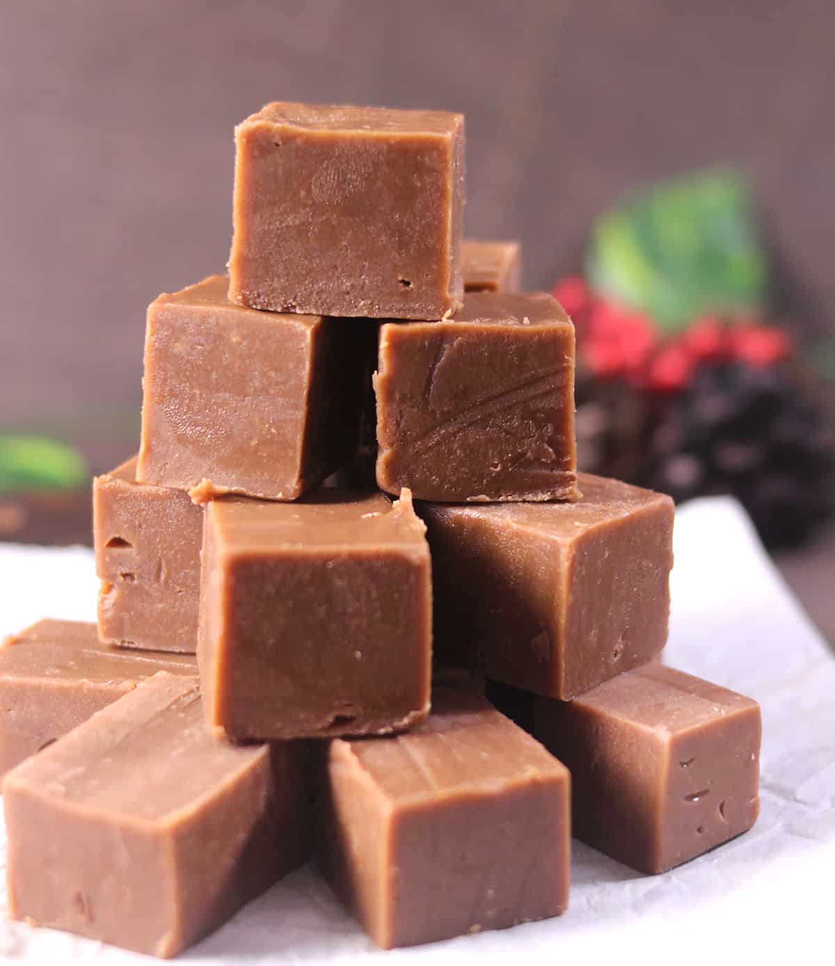 Best chocolate peanut butter fudge recipe - No bake Christmas treat with 3 ingredients only. 