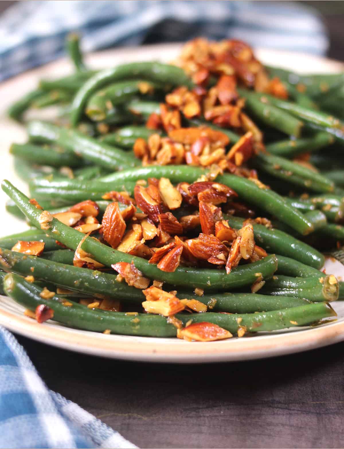 Best Green Beans with Almonds - Easy side dish for weeknight or holiday dinner. 