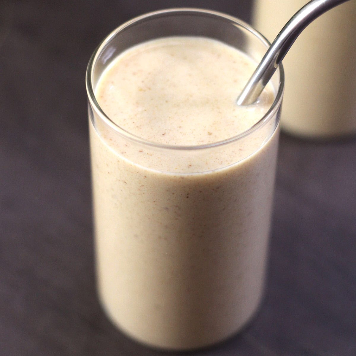 Apple pear smoothie - breakfast, mid day snack, post workout smoothie - no banana, no yogurt.