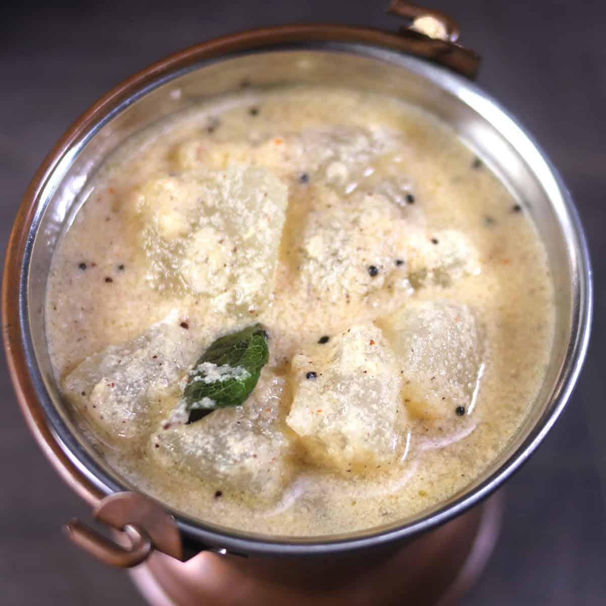 Kuvale Sasam | Ash Gourd Curry | Poosanikai Kootu Indian vegetarian side dish for lunch and dinner. 