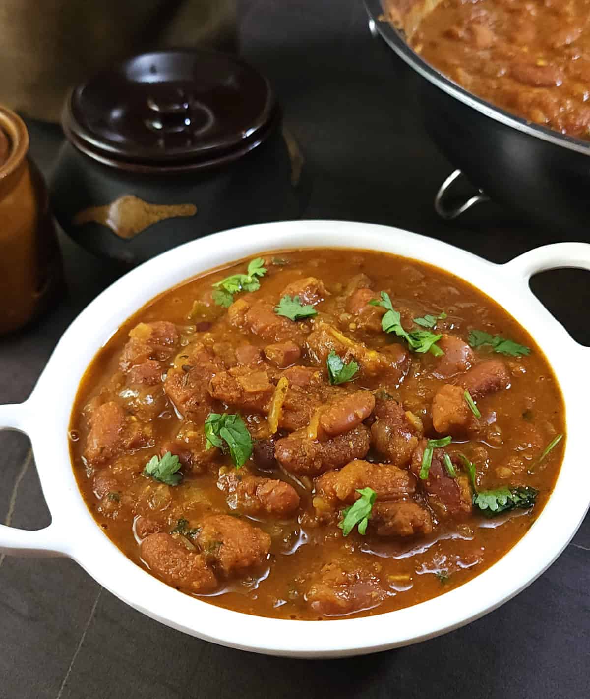 Indian rajma recipe or kidney bean curry for naan, roti, chapathi or steamed basmati rice.