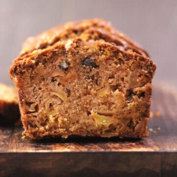 Apple walnut cake | Easy walnut apple bread loaf | Quick bread for breakfast, holiday, and fall.