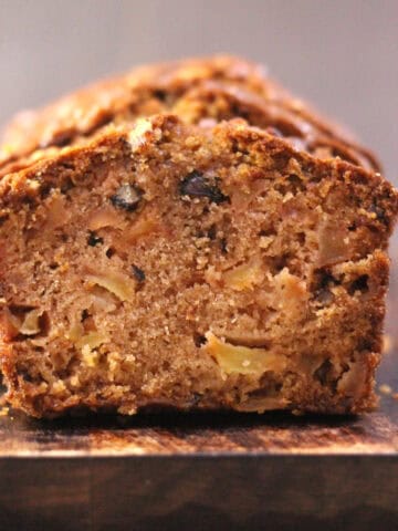 Apple walnut cake | Easy walnut apple bread loaf | Quick bread for breakfast, holiday, and fall.