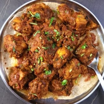 Best chicken masala fry recipe - side dish for lunch and dinner with roti, chapati, or rice.