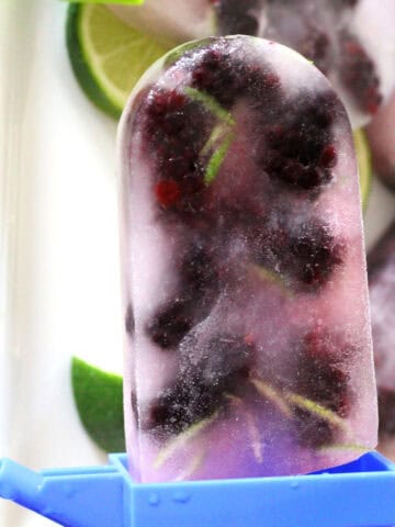 Lemonade Popsicles with Blackberries | Frozen Summer Treat | Easy Summer Dessert.