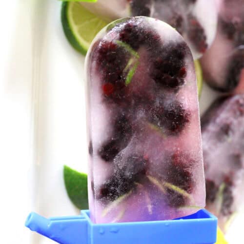 Lemonade Popsicles with Blackberries - Summer Frozen Treat - Cook