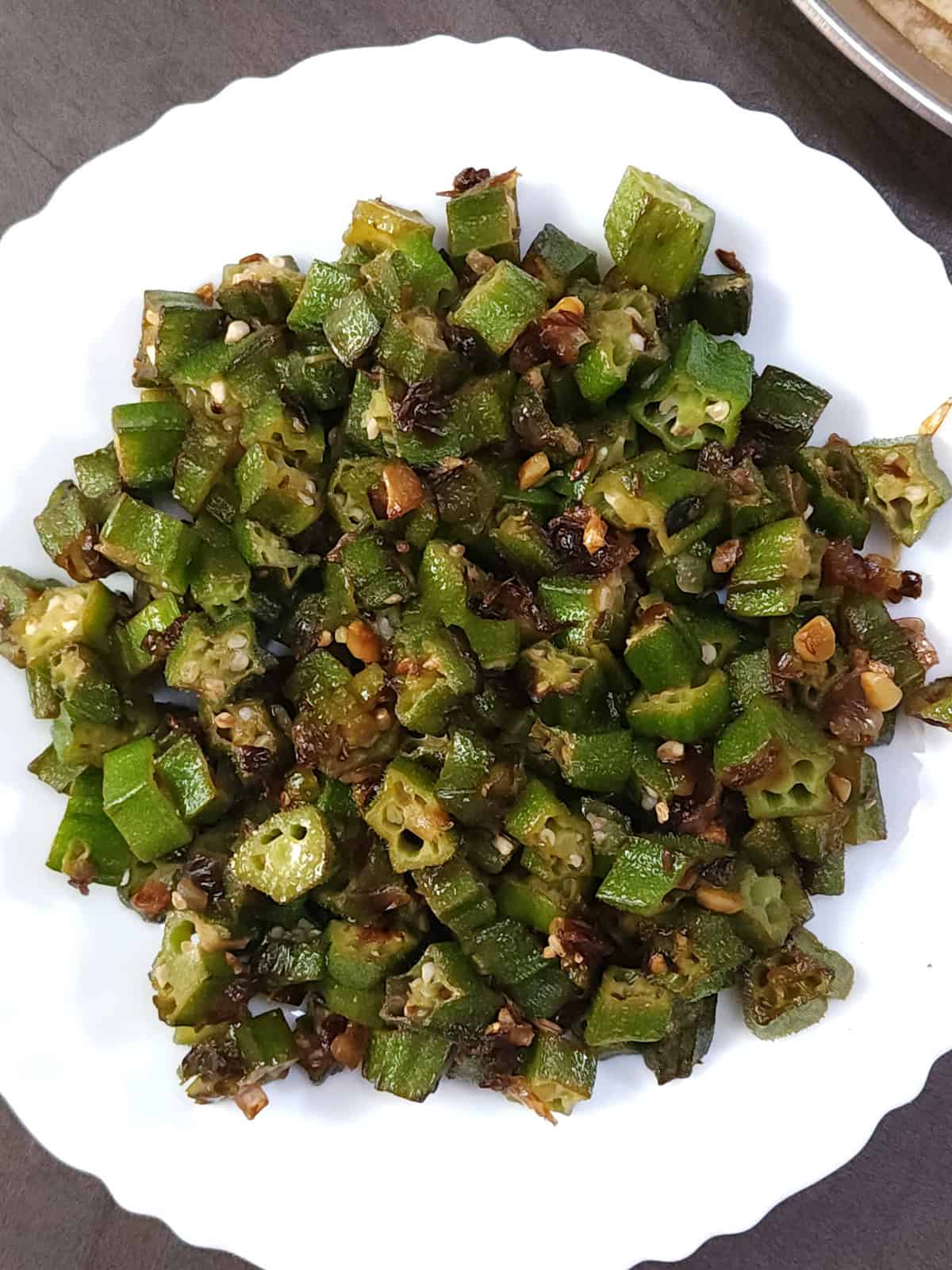 Vegan and gluten-free okra recipe (bhindi fry or lady finger fry).