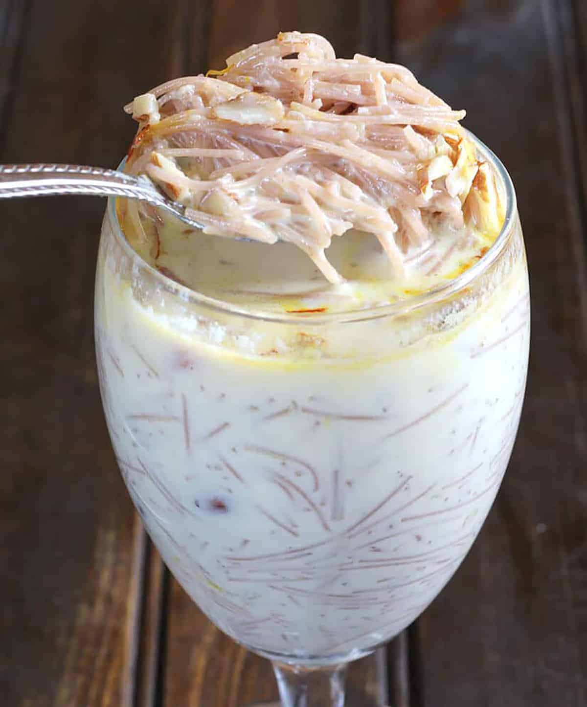 Vermicelli Kheer (Semiya Payasam) made with rice vermicelli, sugar, milk, nuts, & cardamom.