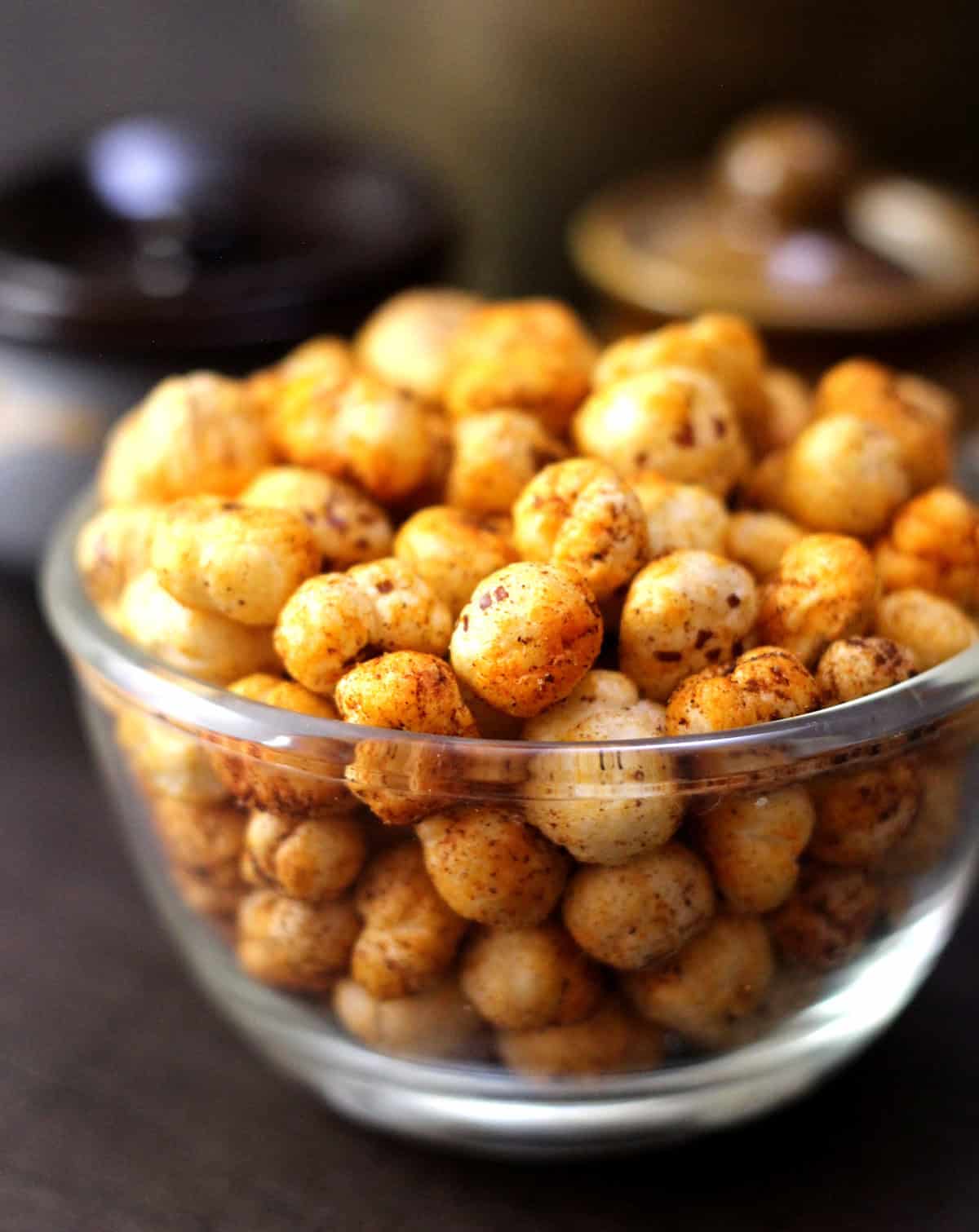 Roasted foxnut snack (masala makhana recipe) - Indian no onion no garlic snack recipe.
