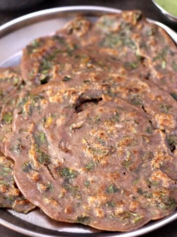 Singhara Atta Cheela | Vrat Ka Chilla | Indian Fasting Recipe for Breakfast or a Light Meal.